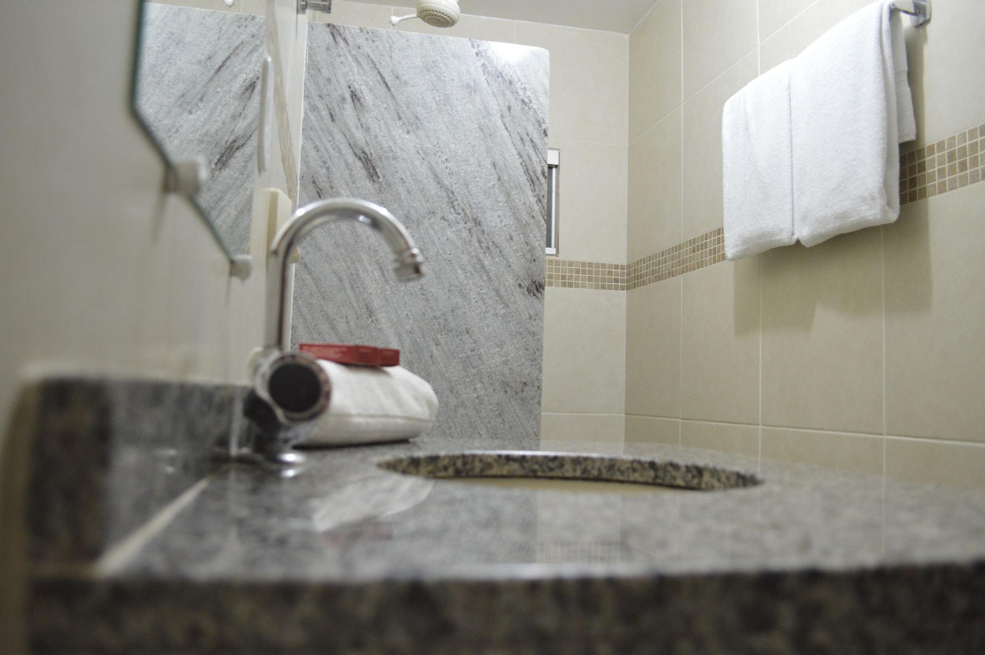 Richard Hotel Порту-Велю Екстер'єр фото