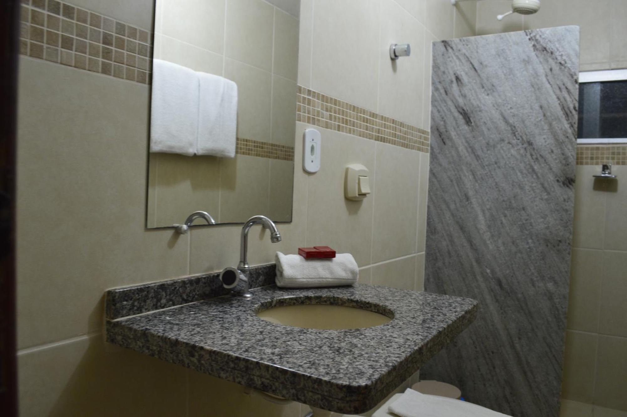 Richard Hotel Порту-Велю Екстер'єр фото